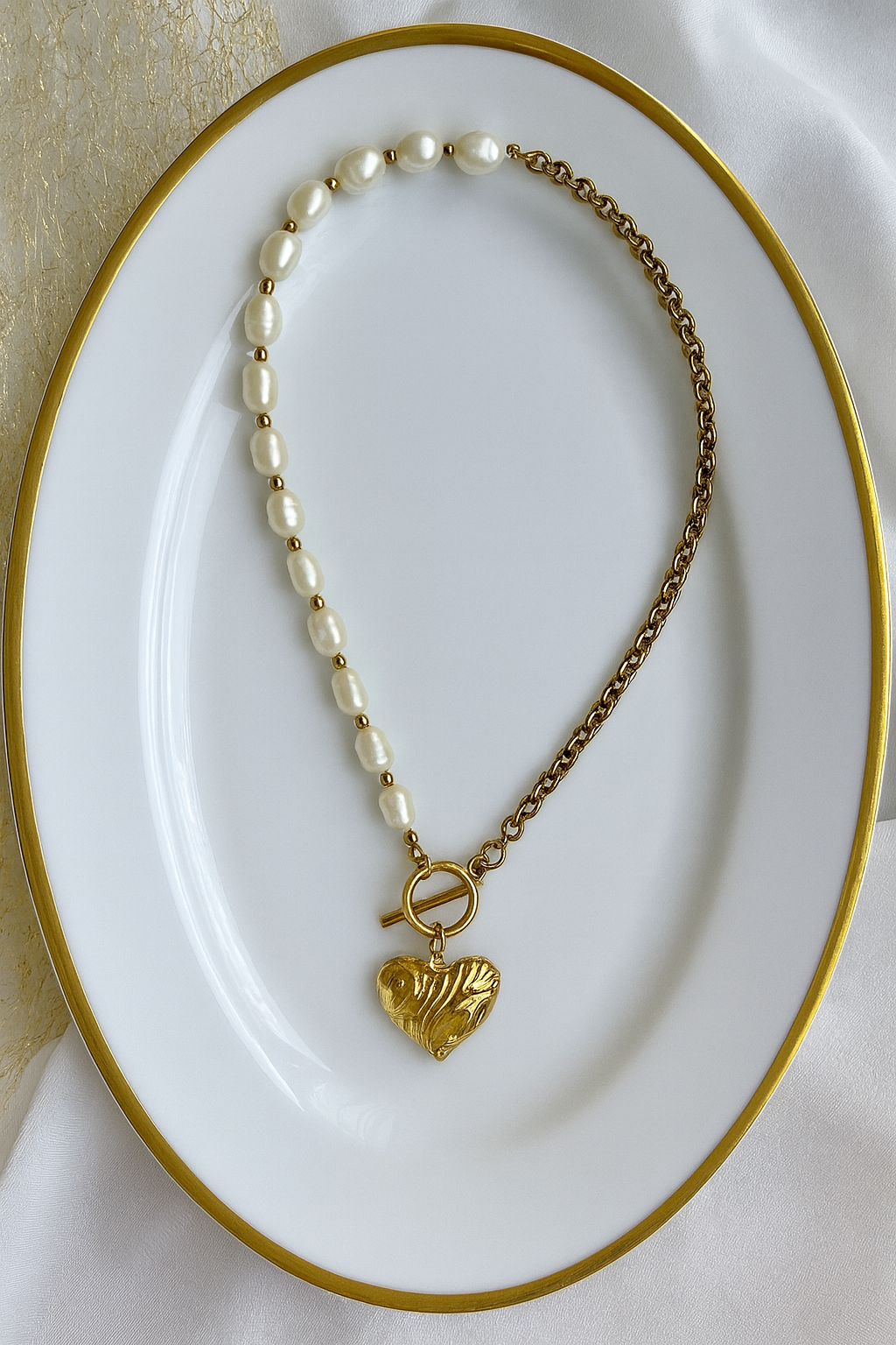 Golden Heart Pearl & Chain Necklace