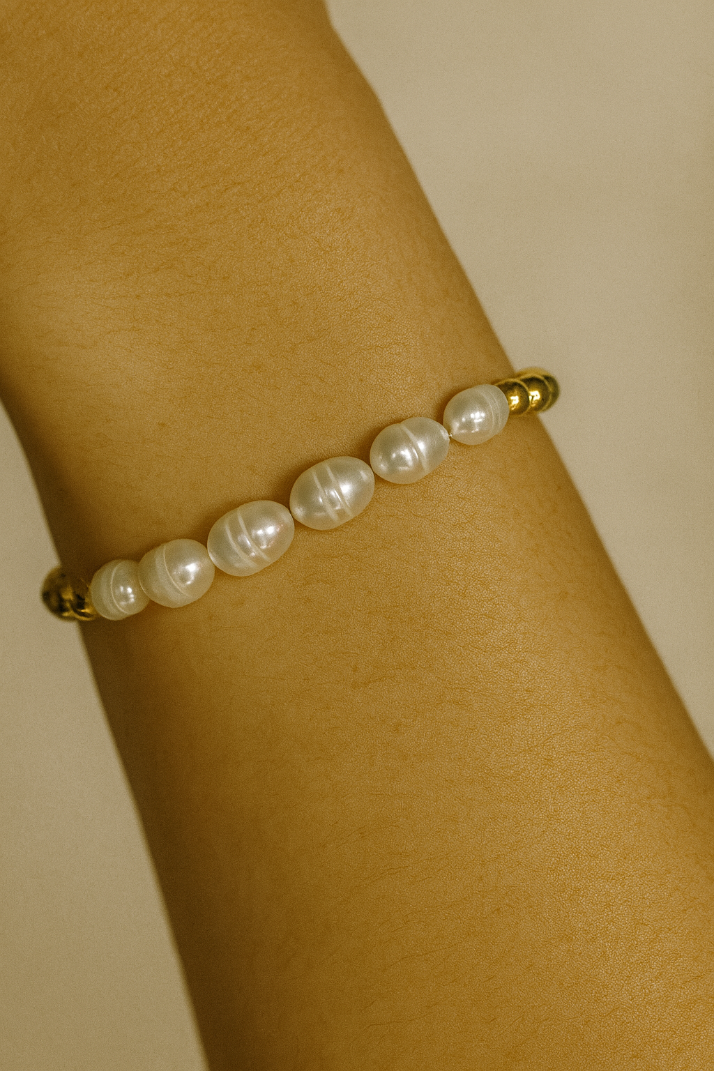 Golden Charm Pearl Mix Bracelet