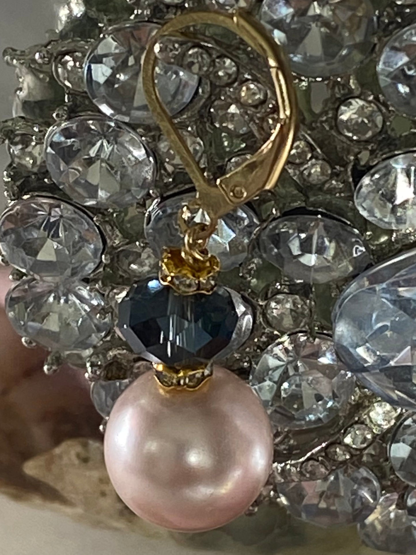 Blush Noir- Pearl Drop Earrings